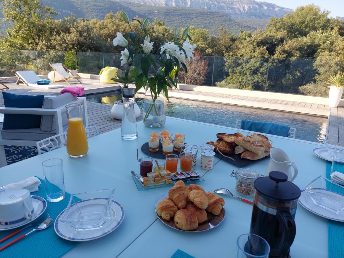 Chez Herve Et Lydie Nans-les-Pins Eksteriør bilde
